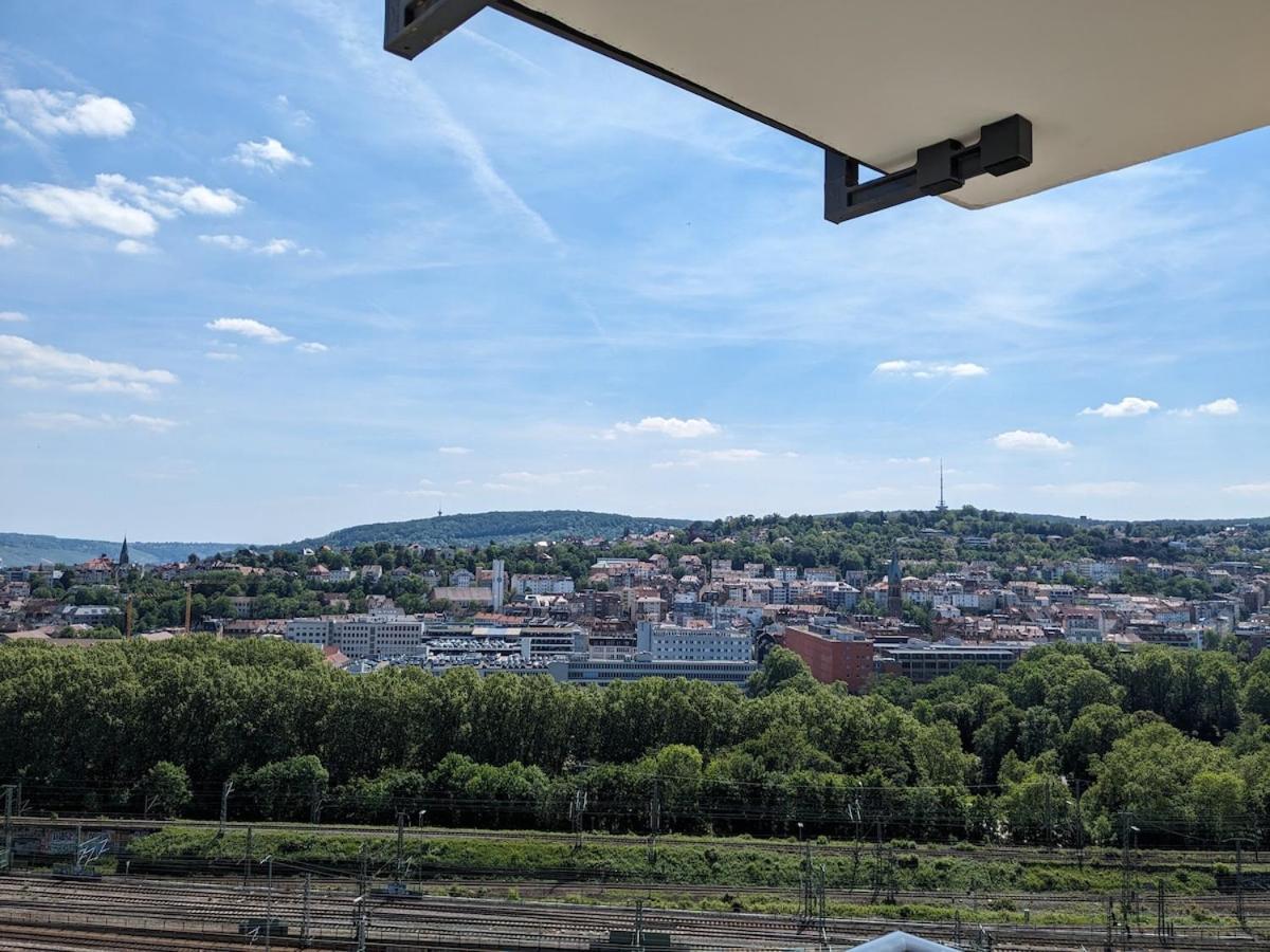 Near Train Station Apartment *