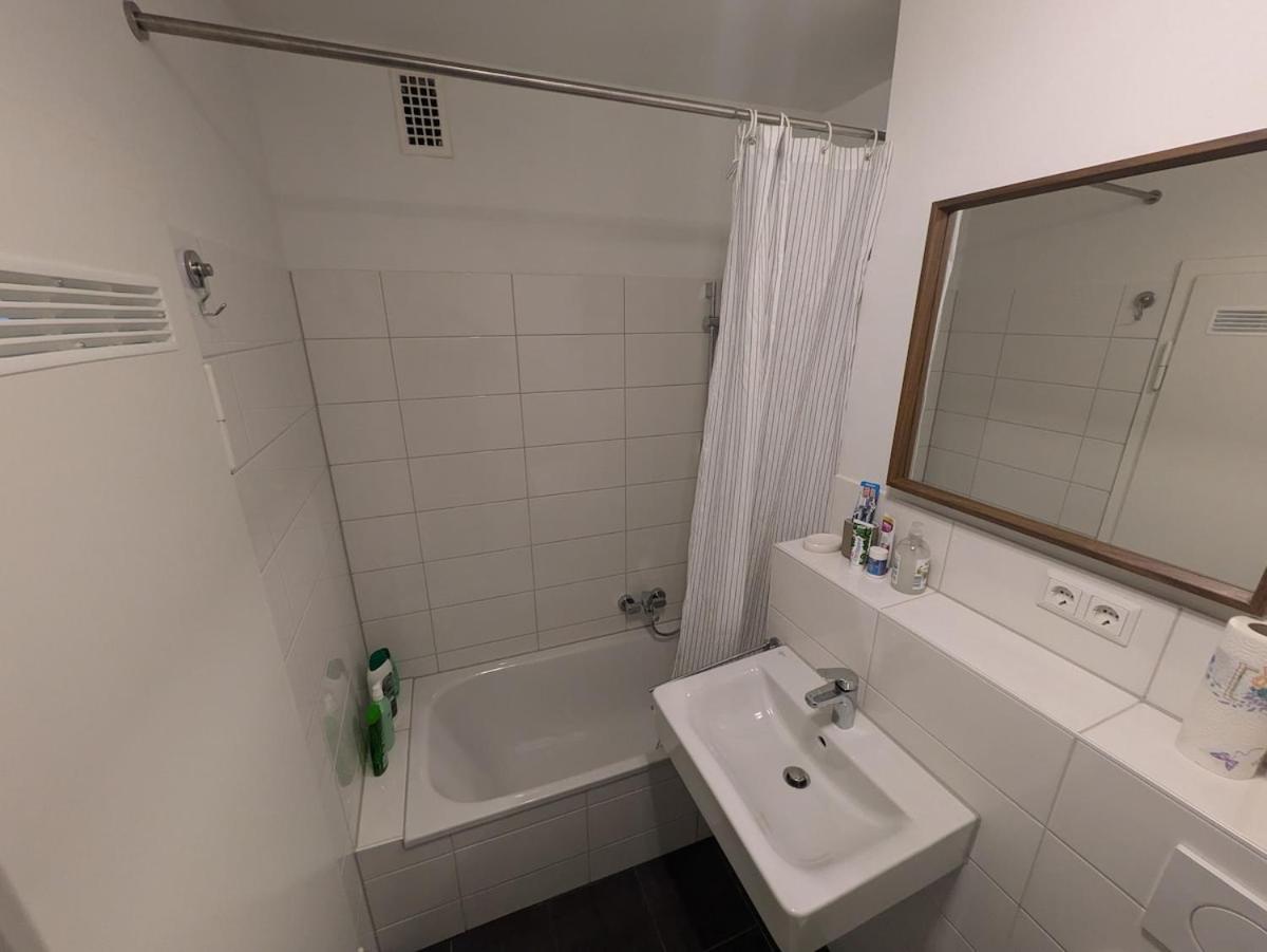 Apartment Near Train Station *